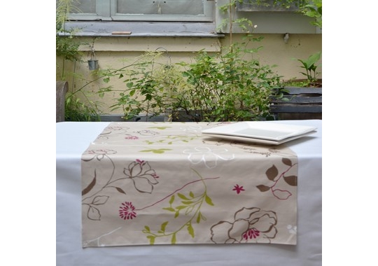 Chemin de table Camélia vert/rouge