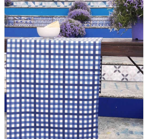 Table runner blue guinguette