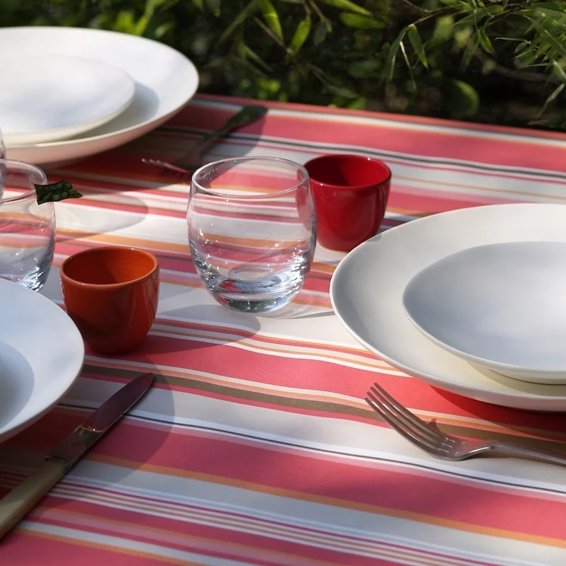 Nappe enduite ronde ou ovale Rayure corail