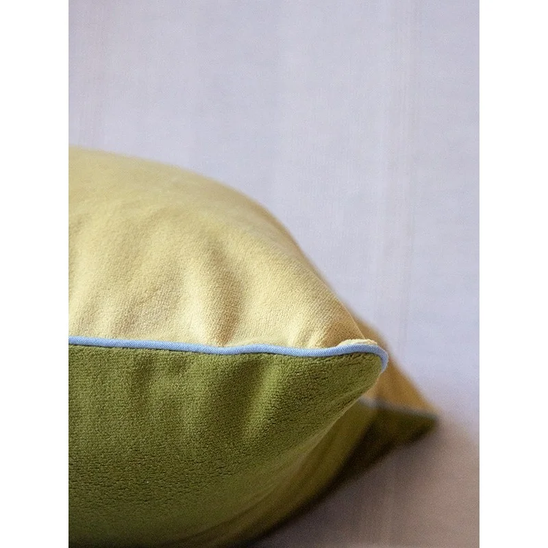 Coussin velours vert