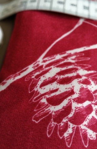 Beschichtete Baumwolle meterwarm Astrancia grau