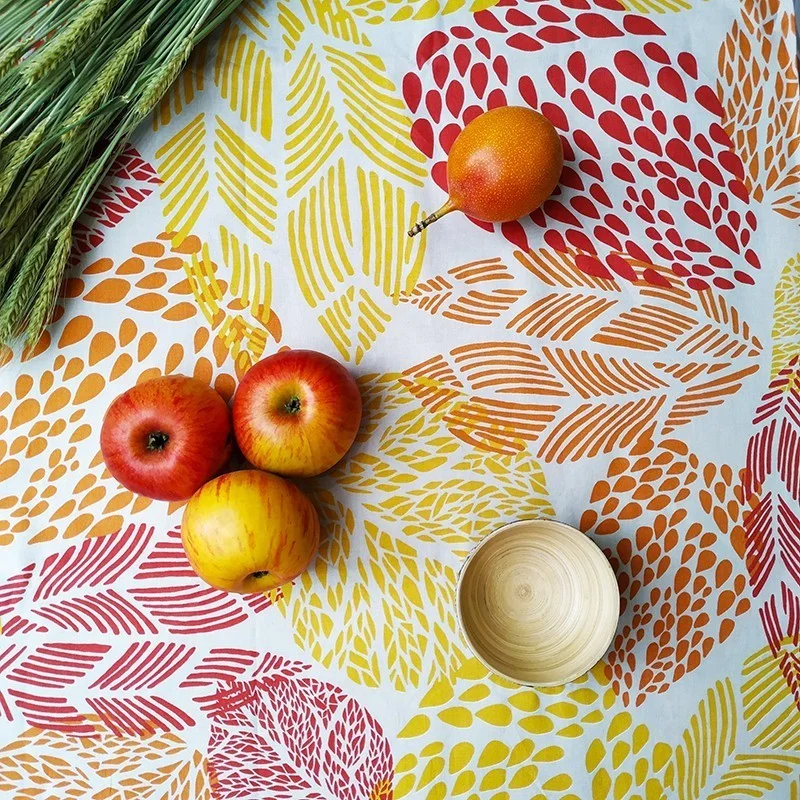 Wipe clean tablecloth Leaves orange round or oval