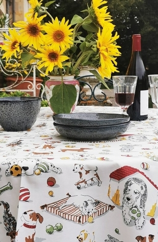 Wipe clean tablecloth Dogs round or oval