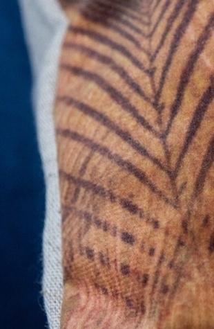 Coussin velours plumes paon orange