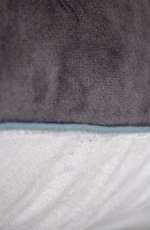 Cuscino in velluto di piuma verde