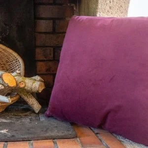 Grünes Federsamtkissen aus Samt