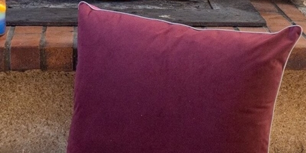 Coussin velours plumes vertes