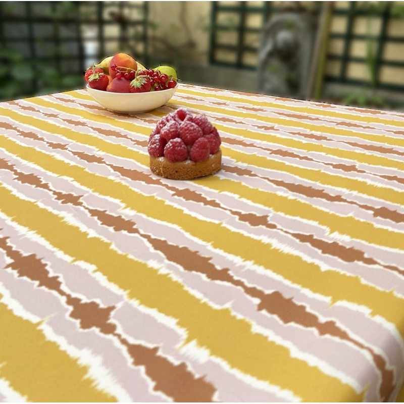 Nappe enduite anti tache ronde ou ovale ikat jaune curry
