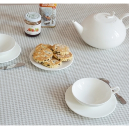 WIPE CLEAN TABLECLOTH HOUND'S-TOOTH CLOTH GREY Fleur de Soleil