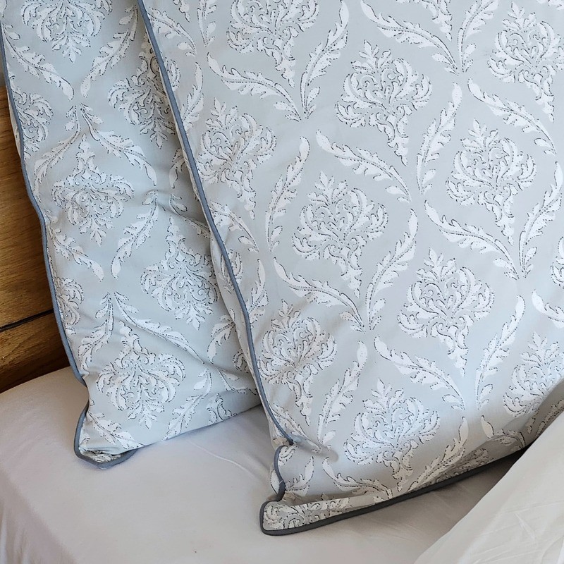 Federa Shabby chic grigia in cotone