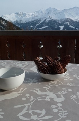 Wipe clean tablecloth Mountain beige round or oval