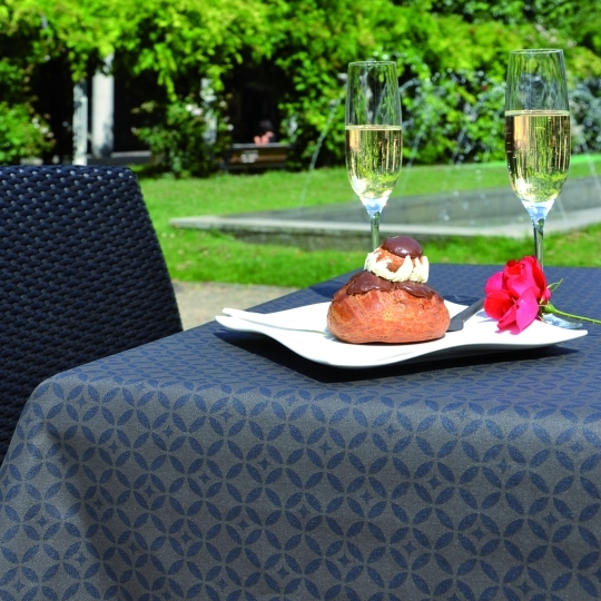Black mosaic table runner
