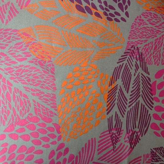  Tissu en coton enduit Feuille taupe/orange Fleur de Soleil