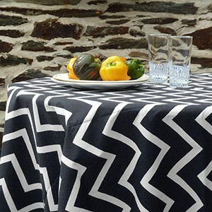 Wipeable round tablecloths
